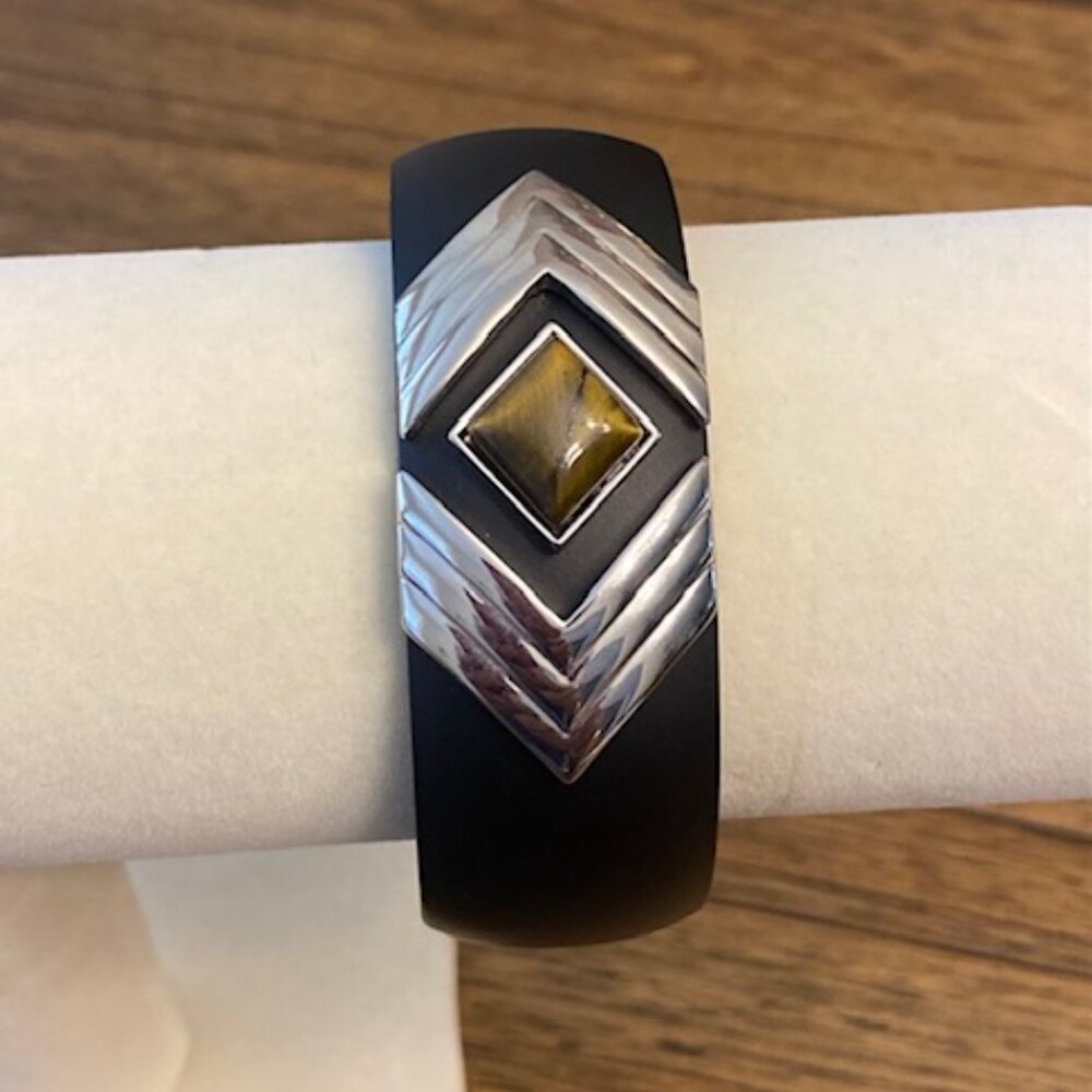 Lia Sophia "JETSETTER" Bracelet